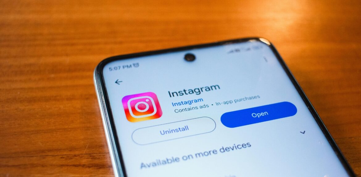 The Quiet Exit: How To Quit Instagram For Good And Reclaim Your Life